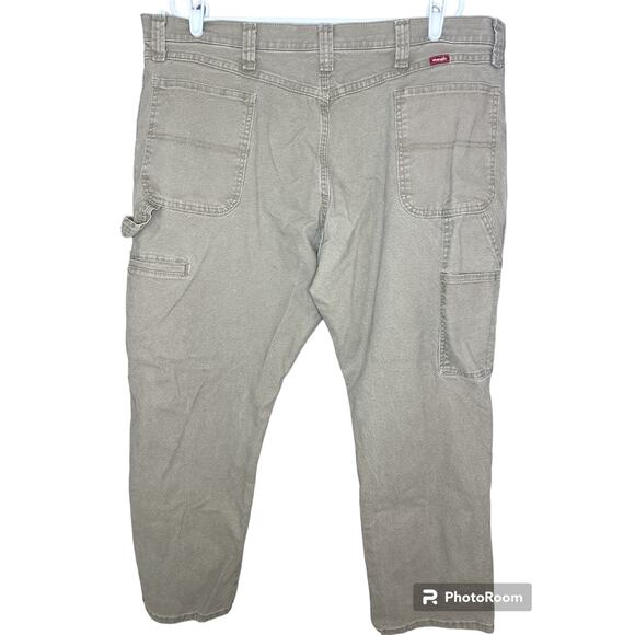 Wrangler Khaki Tan Carpenter Cargo PantsWith Flex Straight Leg Jeans Size 42X30 - Picture 2 of 7